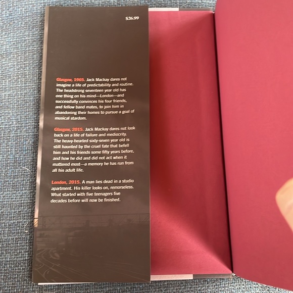 Runaway - Peter May. Hardcover Fiction Mystery - Picture 3 of 9